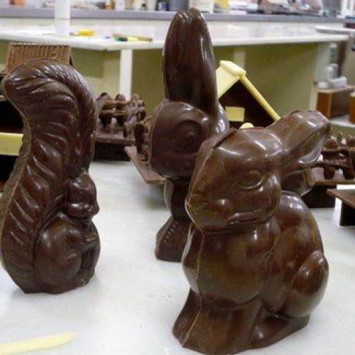 Figuras de chocolate en Siero