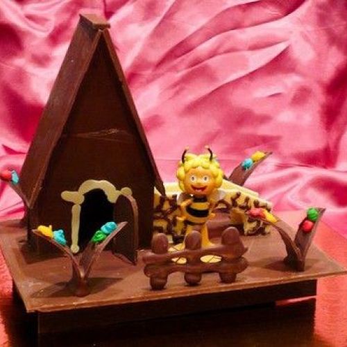 Figuras de chocolate en Siero